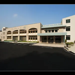 Liqaa فندق بيروت
