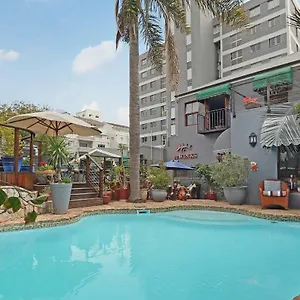 https://40-winks-guest-house-green-point.hotels-capetown.com